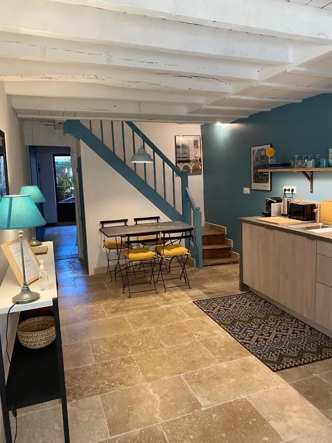 Maison Lantin La Romieu Guest house